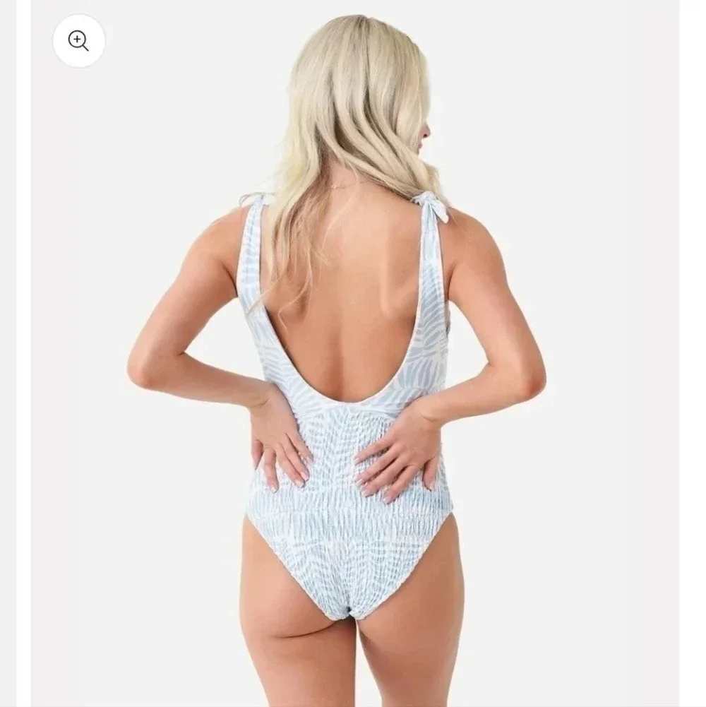 NWT || CITRINE || Laurel one piece blue fern